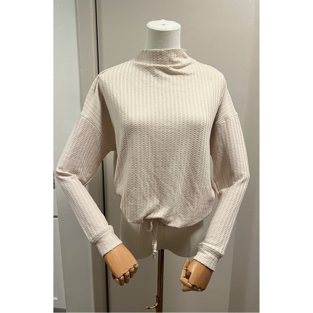 NWT chaser cream mockneck long sleeve waffle knit sweater lightweight neutral